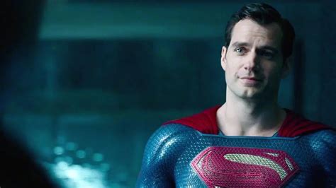 why henry cavill quit superman role